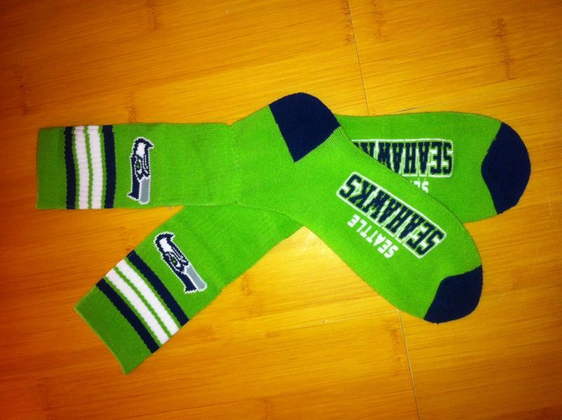 Seahawks Team Logo Green NFL Socks