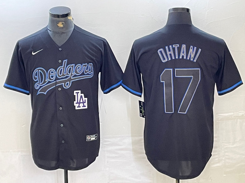 Men's Los Angeles Dodgers #17 Shohei Ohtani Black Cool Base Stitched Baseball Jersey 7 Men's Los Angeles Dodgers #17 Shohei Ohtani Black Cool Base Stitched Baseball Jersey 7