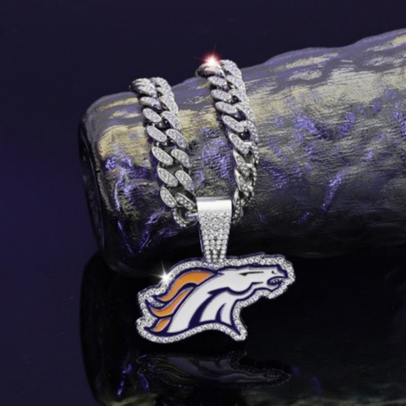 Broncos Pendant and Necklace Silver