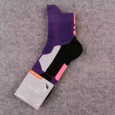 Nike Hyper Elite Basketball Crew Socks-18