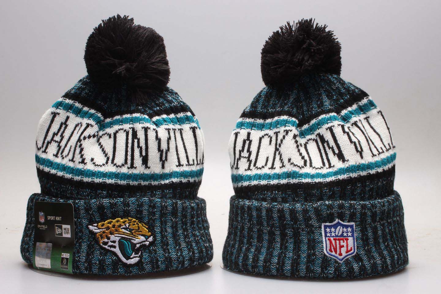 Jaguars Team Sideline Cuffed Pom Knit Hat YP