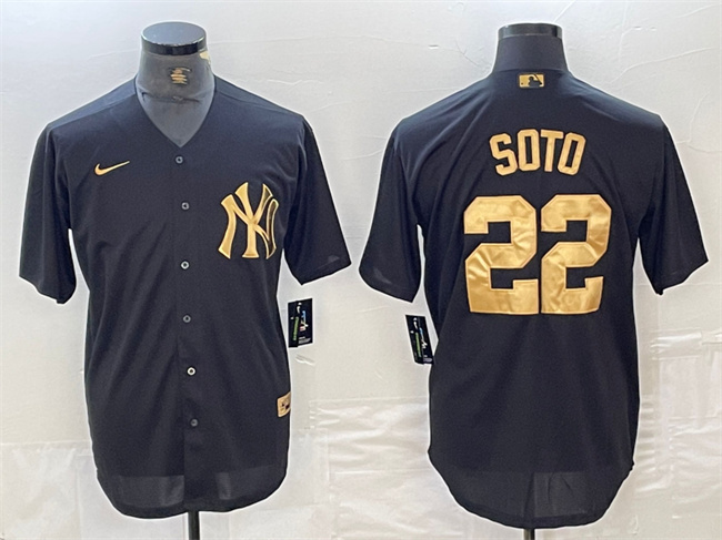 Men's New York Yankees #22 Juan Soto Black Cool Base Stitched Baseball Jersey