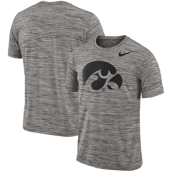 Nike Iowa Hawkeyes 2018 Player Travel Legend Performance T Shirt