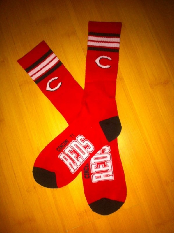 Reds Team Logo Red Blue MLB Socks