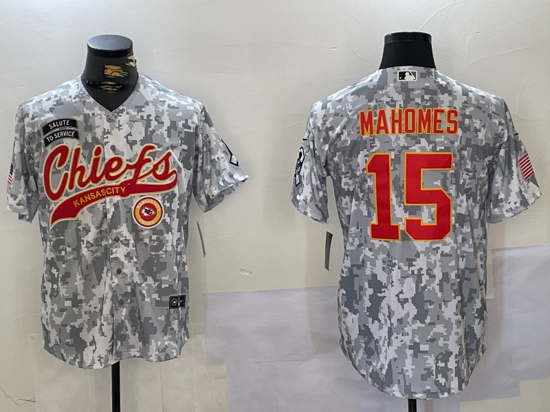 Men's Kansas City Chiefs #15 Patrick Mahomes 2024 Arctic Camo Salute To Service Stitched Baseball Jersey 3