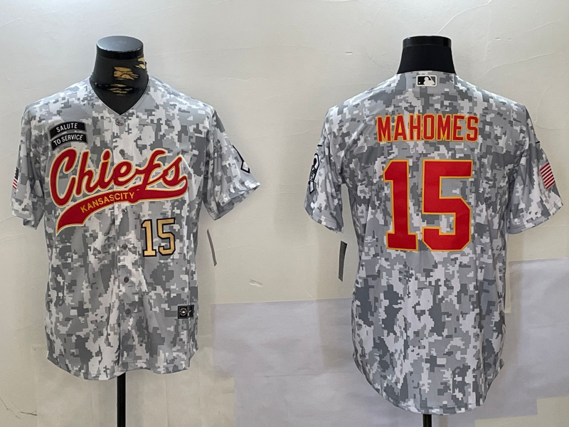 Men's Kansas City Chiefs #15 Patrick Mahomes 2024 Arctic Camo Salute To Service Stitched Baseball Jersey 1